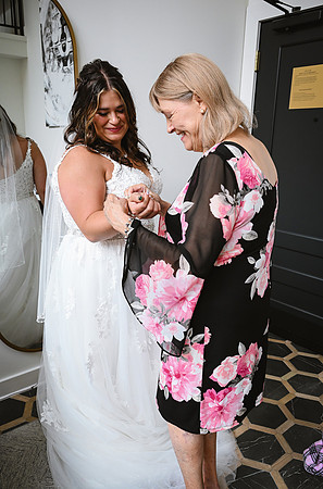 meg&jac11402025