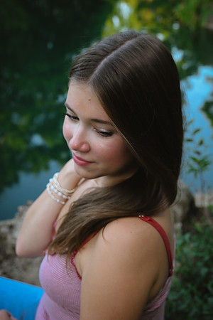 RLauraB2-80