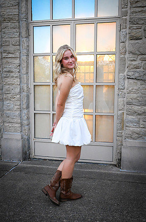 ellie2-24