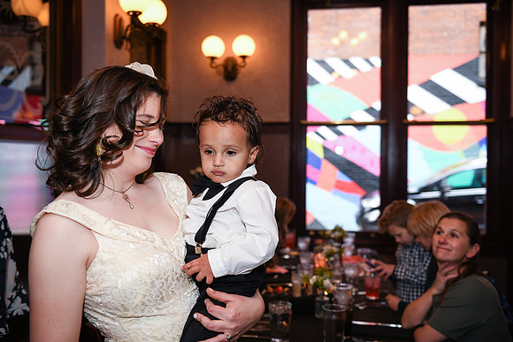 Ellen&S-240