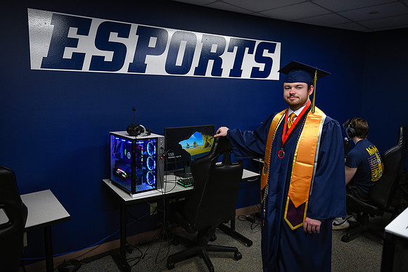 Jaxgrad132025
