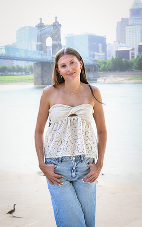 Leah2702025